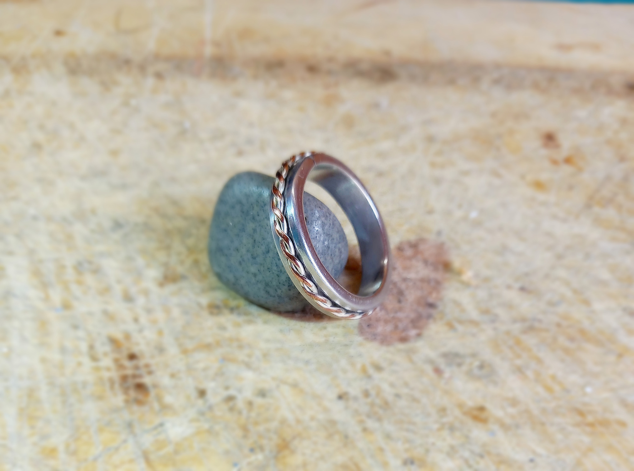 Anillo de Metal Trençat